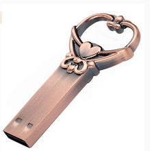 Load image into Gallery viewer, Heart Shaped Bronze Key Storage  U Disk
